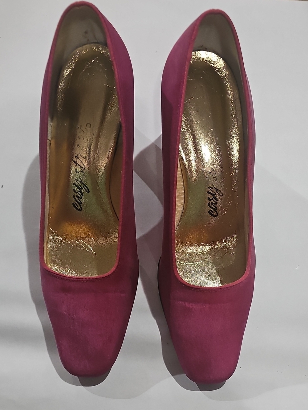 easy street Fuchsia Suede Block Heel Pumps